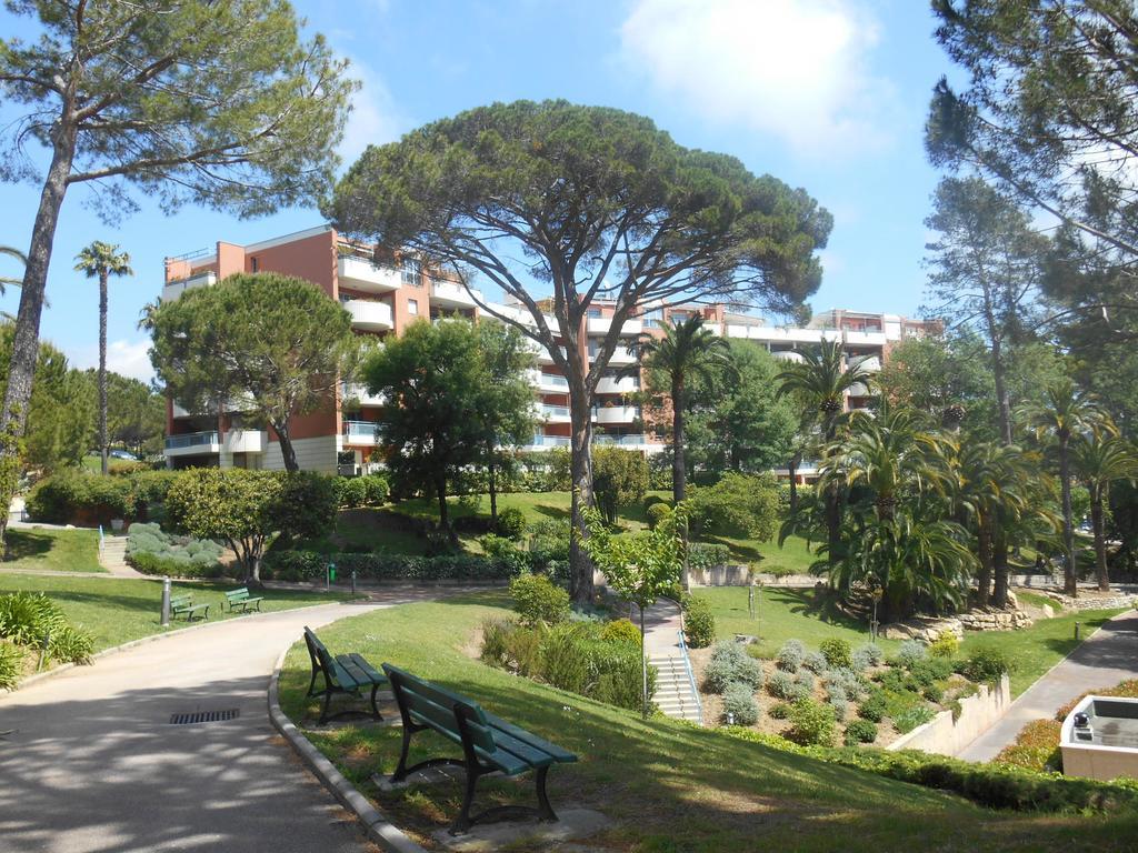 Appartement Les Palmiers - Vacances Cote D'Azur カンヌ エクステリア 写真